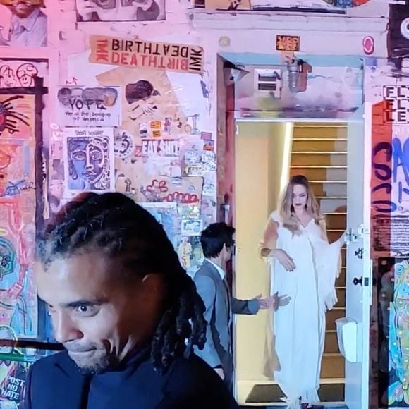 Exclusif - Le rappeur Akala sort de l'Atelier Jolie et alimente ainsi la rumeur de romance entre lui et Angelina Jolie le 5 octobre 2024.