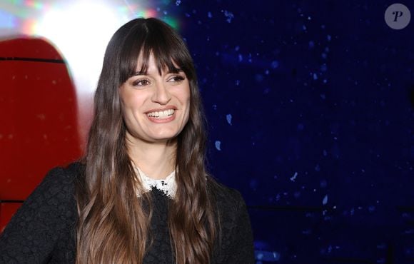 Clara Luciani à la première du film "Joli Joli" au cinéma UGC Ciné Cité Les Halles à Paris, le 3 décembre 2024.
© Denis Guignebourg/Bestimage