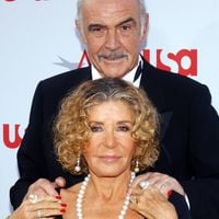 Sean Connery : La dernière femme qu'il a aimée pendant 50 ans est une Française, elle vit entre la Côte d’Azur et les Bahamas
