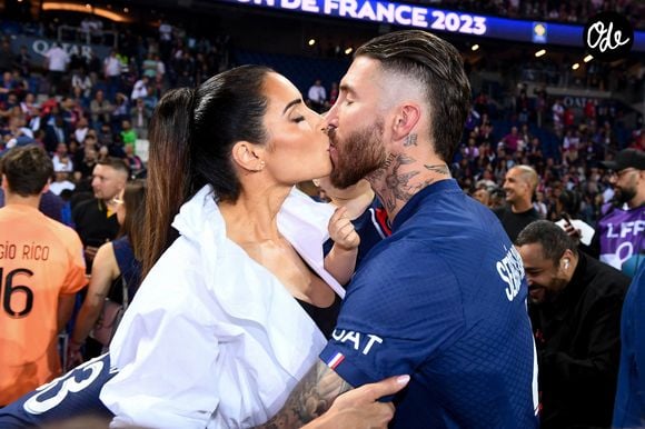 Mais pour l'épouse de Sergio Ramos, le sport ne se résume pas à une question d'apparence.

Sergio Ramos et sa femme Pilar Rubio lors de la cérémonie de remise du trophée de champion de France au Paris Saint-Saint-Germain (PSG) après le match de football Ligue 1 Uber Eats opposant le Paris Saint-Germain (PSG) au Clermont Foot 63 au Parc des Princes à Paris, France, le 3 juin 2023. © Philippe Lecoeur/Pool/Bestimage