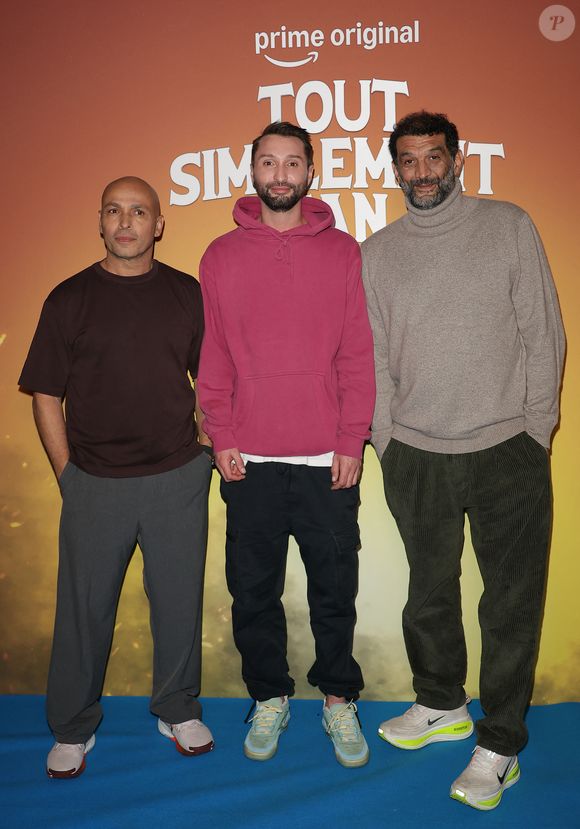 Eric Judor, Boris et Ramzy Bedia - Photocall de l'avant-première de la série "Tout Simplement Fan" sur Prime Vidéo à La Scala à Paris le 17 février 2026. © Coadic Guirec/bestimage