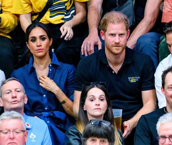 Le magazine "Time" a établi le classement des 100 personnalités en termes de philanthropie de 2025 
Le prince Harry, duc de Sussex et Meghan Markle, duchesse de Sussex aux Invictus Games 2023 à Dusseldorf le 15 septembre Backgrid USA / Bestimage