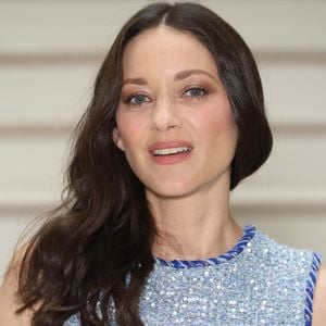 Marion Cotillard lors du défilé Chanel Haute-Couture automne-hiver 2025-2026 à Paris au Grand Palais le 8 juillet 2025
©Domine Jerome/ABACA