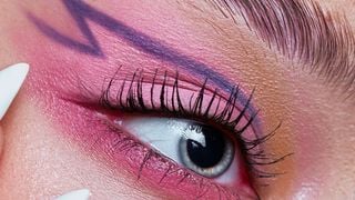 EyeMaxing : Découvrez cette nouvelle tendance make-up, prisée des professionnels, qui permet de mettre en valeur son regard