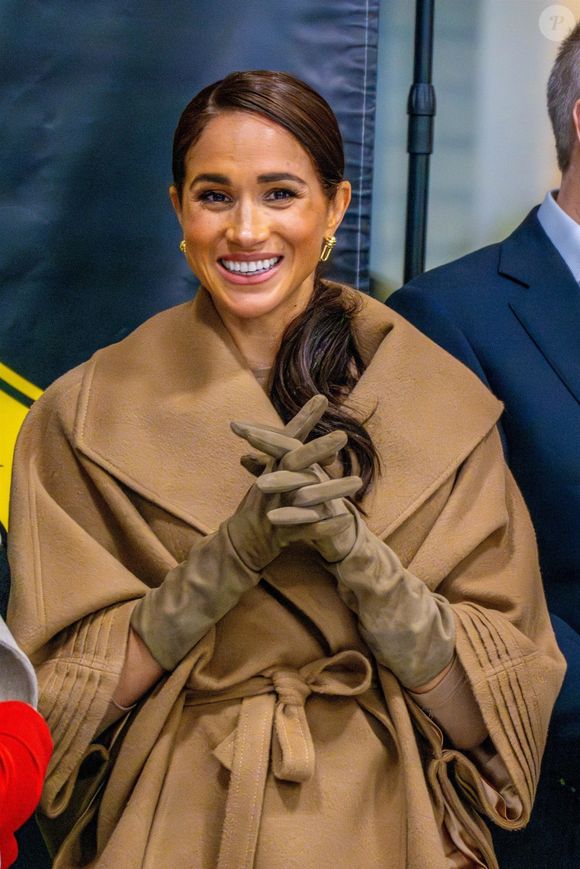 Afin de relancer cette énième source de revenus, cette dernière aurait fait appel à plusieurs célébrités telles que Beyoncé ou Taylor Swift.  

Meghan Markle à Vancouver en février 2025
©Backgrid USA / Bestimage