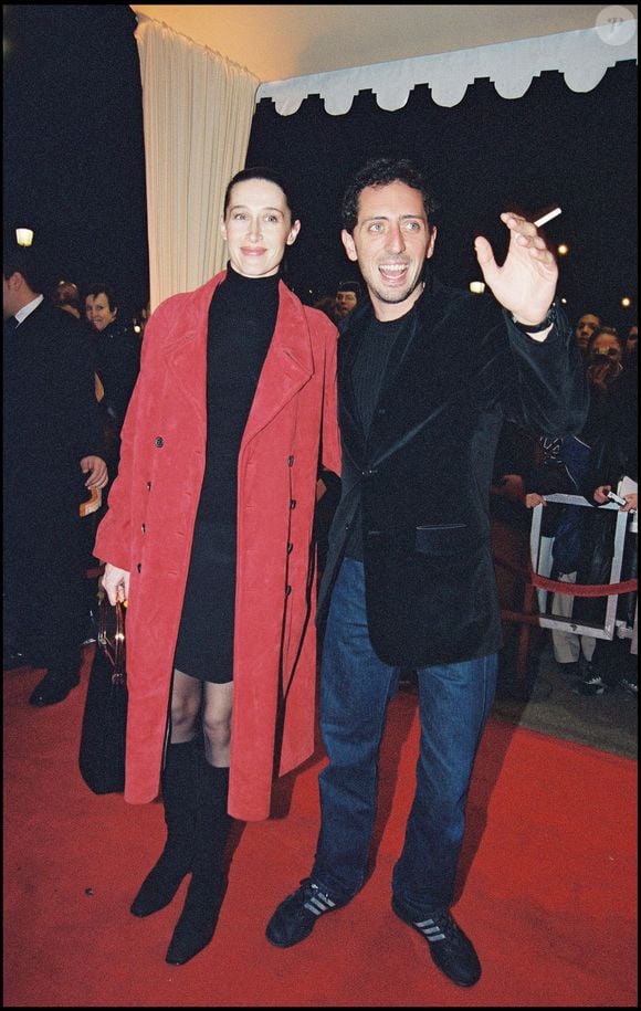 Gad Elmaleh et Anne Brochet en 2002.