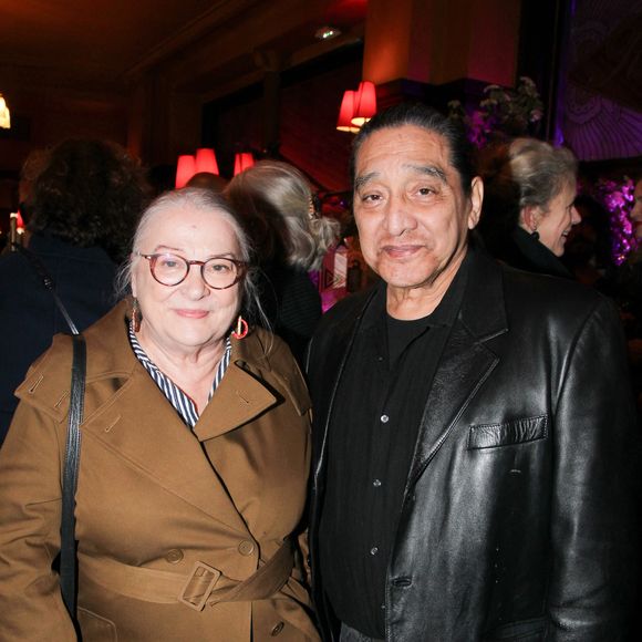 Des "Bronzés" à "Gazon maudit", sa carrière traverse les décennies sans faiblir. Une longévité qui lui a assuré une solide stabilité financière.

Josiane Balasko et son mari George Aguilar lors du prix de la Closerie des Lilas à Paris le 6 mai 2025.

© Philippe Baldini / Bestimage