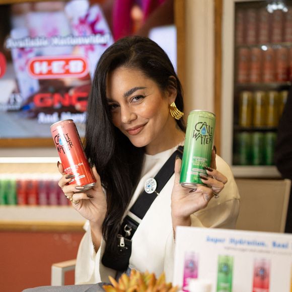 Vanessa Hudgens à l'Expo West pour la marque Caliwater Cactus Water à Anaheim, CA, USA le 6 mars 2025. Photo par Rachpoot/INSTARimages/ABACAPRESS.COM