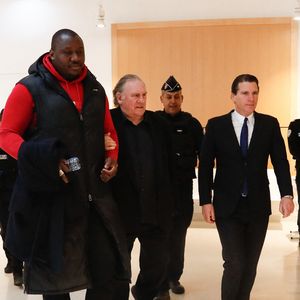 Quant aux faits qui lui ont été reprochés, Gérard Depardieu  s'en est toujours défendu. A rappeler que le verdict de son procès sera rendu le 13 mai prochain.

Gérard Depardieu et son avocat Jérémie Assous - Arrivées au procès de Gérard Depardieu pour agressions sexuelles sur deux femmes lors d'un tournage de film en 2021, au tribunal correctionnel de Paris. Le 27 mars 2025. © Clovis / Guignebourg / Bestimage