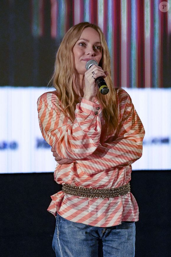 Vanessa Paradis présente "L'Arnacœur" au cinéma Pathé Bellecour lors du festival Lumière 2024 à Lyon le 13 octobre 2024.

© Sandrine Thesillat / Panoramic / Bestimage