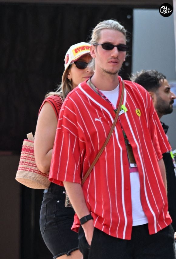 Pourtant, Paul Mirabel tient aujourd'hui à mettre les choses au clair.

Paul Mirabel et son amie Laury Thilleman dans les paddocks du Formula 1 Louis Vuitton Grand Prix de Monaco 2026, à Monte-Carlo, Monaco, le 7 juin, 2026. © Bruno Bebert/Bestimage