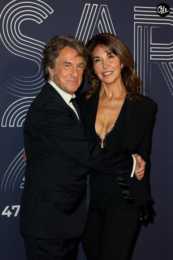 François Cluzet et sa femme Narjiss Slaoui-Falcoz - Photocall de la 47ème édition de la cérémonie des César à l'Olympia à Paris, le 25 février 2022. © Borde-Jacovides/Bestimage