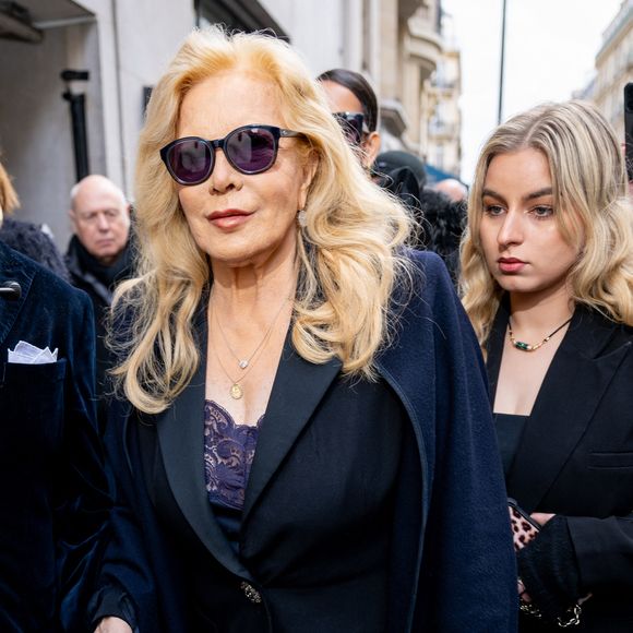 Sylvie Vartan et sa fille Darina Scotti - Arrivées au défilé Stéphane Rolland salle Pleyel Collection Haute Couture Printemps/Eté 2025 lors de la Fashion Week de Paris (PFW), France, le 28 janvier 2025. © Pierre Perusseau/Bestimage