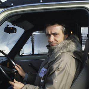 En France, à Megève, Michel Sardou avec sa femme Babette en février 1985.
Michel Ristroph via Bestimage