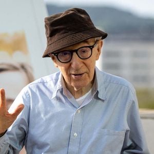 Dans une interview accordée à "Paris Match", Woody Allen confie encore travaillé 7 jours sur 7

Le réalisateur Woody Allen pose lors du photocall du film 'Une question de chance', à l'hôtel ME Barcelona, le 18 septembre 2023, à Barcelone, Catalogne (Espagne). Photo par Lorena Sopena/Europa Press/ABACAPRESS.COM