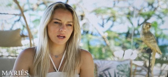 Laury dans "Mariés au premier regard".