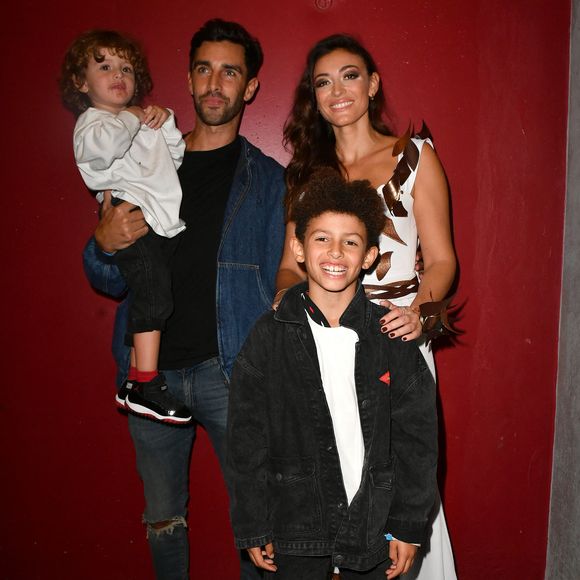 L’ancienne Miss France est mère de deux garçons, dont Gianni, né en 2013.

Rachel Legrain Trapani, son compagnon Valentin Leonard avec leurs fils Andrea et Gianni - En coulisses lors du défilé d'ouverture du Salon du Chocolat 2022 à Paris, Porte de Versailles, le 27 octobre 2022.
© Veeren / Pierre Perusseau / Bestimage