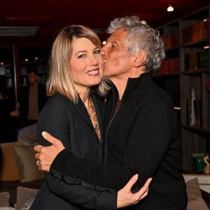 Comédienne aux multiples facettes, Mélanie Page s'est fait connaître du grand public grâce à la série Sous le Soleil sur TF1

Mélanie Page et son mari Nagui à la Générale de la pièce "Ubu Roi" d'Alfred Jarry au théâtre Anthéa à Antibes, le 3 mars 2026© Bruno Bebert/Bestimage