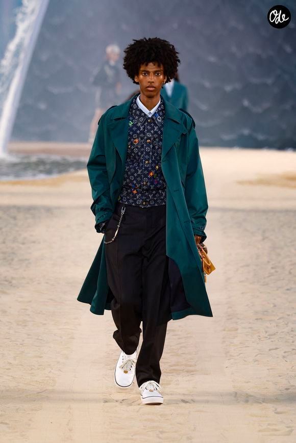 Défilé de mode Louis Vuitton Prêt à Porter Collection Homme Printemps/Été 2027 lors de la Fashion Week de Paris, à la Cité Internationale Universitaire de Paris, France, le 23 juin 2026. © Bestimage