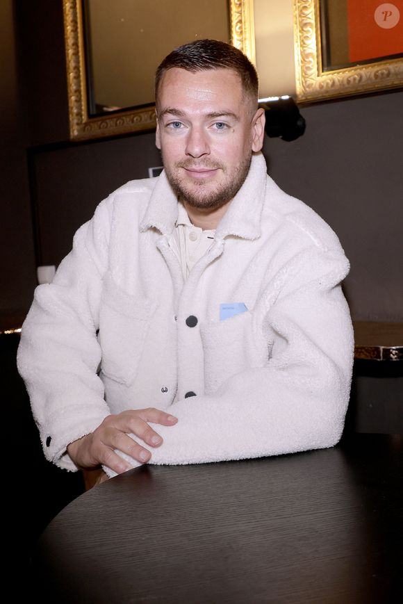 Jeremstar - Générale de la comédie musicale "Victor Lustig, l'homme qui vendit la Tour Eiffel" au théâtre Bobino à Paris le 22 octobre 2025. © Cédric Perrin/Bestimage