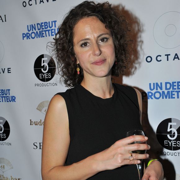Fabrice Luchini confie ne pas avoir été un père exemplaire au début, mais il entretient aujourd’hui une relation proche avec sa fille.

Exclusif - Emma Luchini (réalisatrice) - Cocktail pour le film "Un début prometteur" au Buddha-Bar à Paris, le 24 septembre 2015. 
RACHID BELLAK / BESTIMAGE