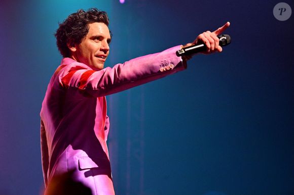 Mika, l'auteur-compositeur-interprète, musicien et acteur libano-américano-britannique, en concert sur la scène du Grand Auditorium du Palais des Festivals de Cannes dans le cadre du MIDEM 2025 le 30 janvier 2025. © Bruno Bebert/Bestimage
