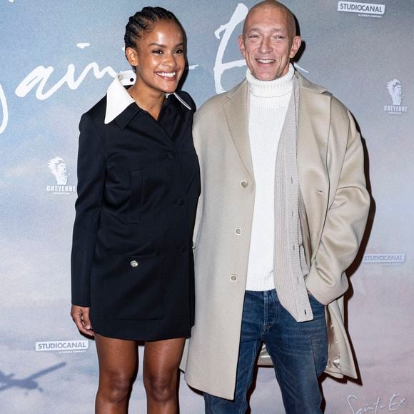 L'acteur pose avec sa jeune compagne

Vincent Cassel et sa compagne Narah Baptista enceinte lors de la première du film "Saint-Ex" au cinéma Pathé Wepler à Paris.

© Olivier Borde / Bestimage