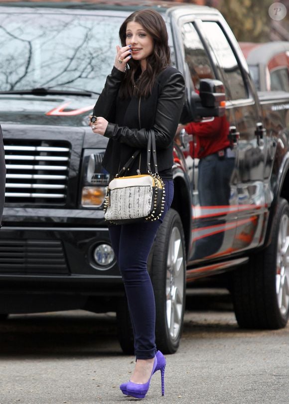 Michelle Trachtenberg sur le tournage de "Gossip Girl" à New York le 28 mars 2012. © FAMEFLYNET / BESTIMAGE