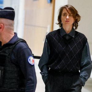 Adèle Haenel - C.Ruggia, accusé d'agressions sexuelles sur mineures, dont l'actrice A.Haenel alors âgée entre 12 et 14 ans au moment des faits, comparaît devant le tribunal correctionnel de Paris, le 9 décembre 2024.