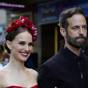 Natalie Portman et Benjamin Millepied arrivent à la première du film "Thor : Love and Thunder" à Londres, le 5 juillet 2022.