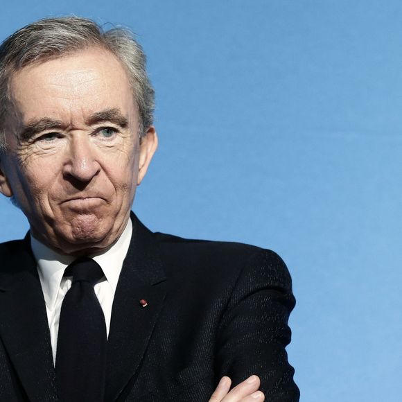 LVMH CEO Bernard Arnault - La mairie de Paris et le groupe LVMH ont dévoilé ce mercredi leur projet de réhabilitation de l’ancien musée des Arts et Traditions, fermé depuis 2005 à Paris le 8 mars 2017 . © Photo par Stéphane Lemouton/Bestimage