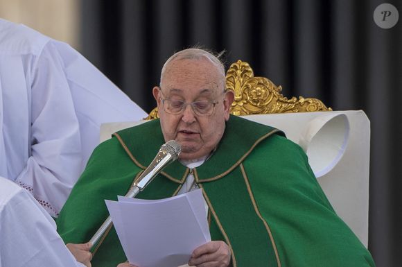 Ces derniers temps, il avait rencontré plusieurs soucis de santé 
Le pape François au Vatican

Backgrid UK/ Bestimage