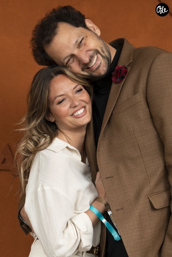 Éric Antoine et sa compagne Gennifer Demey au village lors des Internationaux de France de tennis de Roland-Garros 2025, à Paris, en France, le 7 juin 2025.

© Cyril Moreau/Bestimage