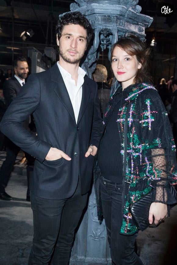 Anaïs Demoustier et Jérémie Elkaïm lors de la présentation de la collection Chanel Métiers d'Art Paris-Rome aux studios Cinecitta à Rome, le 1er décembre 2015.

© Olivier Borde/Bestimage