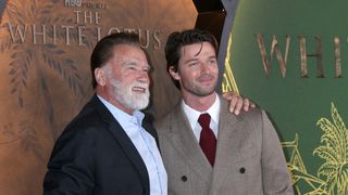 Arnold Schwarzenegger : Son fils Patrick, star de White Lotus, lié à jamais aux Kennedy, ce lien qui surprend encore