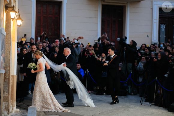 Chrysi Vardinogiannis arrive à son mariage avec le prince Nikolaos de Grèce à l'église Saint Nicolas Ragavas à Athènes, Grèce, le 7 février 2025. Photo by Georgos Kontarinis/Eurokinissi/ABACAPRESS.COM