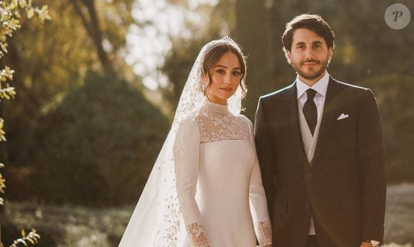Jameel, homme d’affaires vénézuélien d’origine grecque, s’est intégré avec élégance à la famille royale jordanienne...

La princesse Iman de Jordanie et Jameel Alexander Thermiotis - Mariage de la princesse Iman de Jordanie avec Jameel Alexander Thermiotis au palais Beit al-Urdon à Amman en Jordanie le 12 mars 2023.