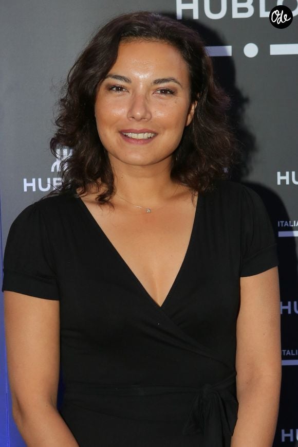 Cette année, la présentatrice météo a fait face à deux drames : la mort de sa maman en mars 2026 et, quelques mois plus tard seulement, le décès de son papa.

Anaïs Baydemir lors de la soirée de lancement de la montre "Big Bang Unico Italia Independent" de Hublot au restaurant Monsieur Bleu à Paris, le 24 juin 2015.

© Christophe Clovis / Bestimage
