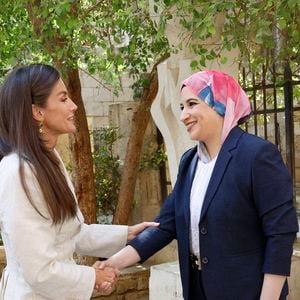 La reine Letizia d'Espagne visite le centre culturel de la Fondation Sultan au Caire, le 18 septembre 2025. © Cordon / Bestimage