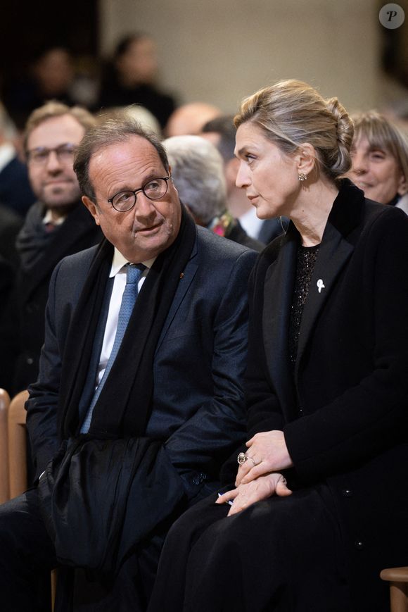 Francois Hollande et Julie Gayet, lors de la cérémonie de réouverture de la cathédrale Notre-Dame de Paris, le 7 décembre 2024. Joyau de l'art gothique, lieu de culte et de culture, symbole universel de la France et de son histoire, la cathédrale Notre-Dame de Paris rouvrira ses portes les 7 et 8 décembre, cinq ans après le terrible incendie qui l'a ravagée le 15 avril 2019. Photo by Eric Tschaen/Pool/ABACAPRESS.COM