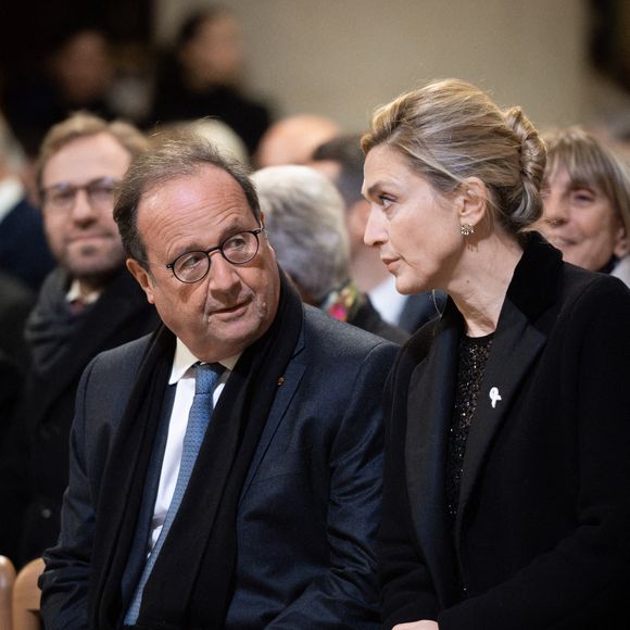 Francois Hollande et Julie Gayet, lors de la cérémonie de réouverture de la cathédrale Notre-Dame de Paris, le 7 décembre 2024. Joyau de l'art gothique, lieu de culte et de culture, symbole universel de la France et de son histoire, la cathédrale Notre-Dame de Paris rouvrira ses portes les 7 et 8 décembre, cinq ans après le terrible incendie qui l'a ravagée le 15 avril 2019. Photo by Eric Tschaen/Pool/ABACAPRESS.COM