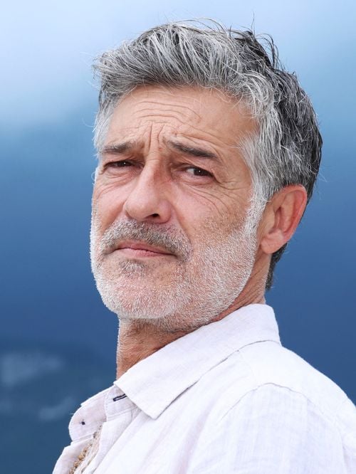 "Voici la dernière photo..." : depuis sa loge, Stéphane Blancafort officialise son départ d'Ici tout commence