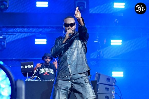 Gims se produit lors de la Fête de l'Humanité au Plessis-Pâté / Brétigny-sur-Orge, en France, le 14 septembre 2025. Photo de Christophe Meng / ABACAPRESS.COM