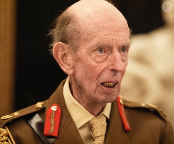 D'après le site "Hello", Edward, le duc de Kent, aurait lui aussi reçu sa visite

Edward, duc de Kent - La famille royale d'Angleterre lors d'une réception au palais de Buckingham à Londres en marge du 80ème anniversaire de la fin de la Seconde guerre mondiale (VE Day) à Londres le 5 mai 2025. ALPHA AGENCY / BESTIMAGE
