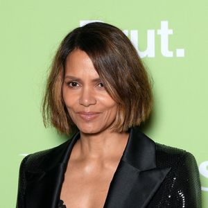 tout comme l'actrice américain Halle Berry.

Halle Berry - Soirée Nespresso x Brut 2025 lors du 78ème Festival de Cannes à La Plage Nespresso le 15 mai 2025. © Lionel Urman/Bestimage