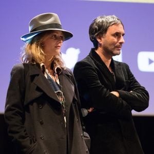 Samuel Benchetrit et sa compagne Vanessa Paradis assistent à la projection du film "Chien" lors du 32ème Festival International du Film Francophone de Namur, Belgique, le 4 octobre 2017. © Alain Rolland/ImageBuzz/Bestimage