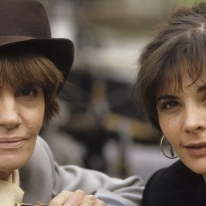 Si cette série documentaire revient sur l'affaire, il met en lumière son traitement à l'époque qui est synonyme de "malentendu" selon Anne-Sophie Jahn.

Nadine Trintignant et sa fille Marie Trintignant le 15 avril 1994.
Michel MARIZY via Bestimage