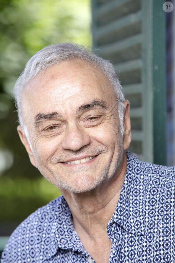 Exclusif - Rendez-vous avec Jean-Pierre Mader lors de la 6ème édition des écrivains "La forêt des livres" à Chanceaux près Loches. Le 25 août 2024
© Cédric Perrin / Bestimage