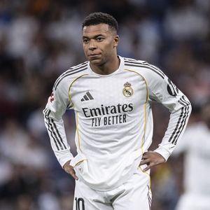 15 mai 2026, Madrid, Espagne, ESP : MADRID, ESPAGNE, 15 MAI : Kylian Mbappé, du Real Madrid, lors d'un match de la Liga 2025/26 opposant le Real Madrid au Real Oviedo au stade Bernabéu de Madrid, en Espagne. (Crédit photo : © Ricardo Nogueira/Sport Press Photo via ZUMA Press / Bestimage)