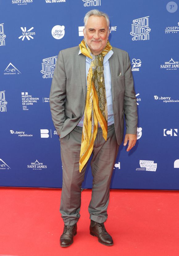 Antoine Duléry au photocall de la 4ème édition du festival du film de Demain à Vierzon, France, le 5 juin 2025. © Coadic Guirec/Bestimage